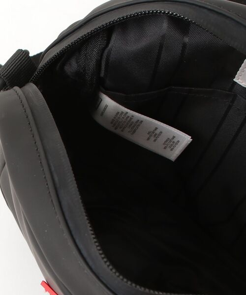 HUNTER（ハンター）の「【HUNTER/ハンター】NETHY CROSSBODY BAG / クロスボディ バッグ（ショルダーバッグ・メンズ・ブラック・FREE）」の4枚目の写真