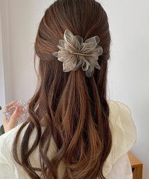 IRADOWL（アイラドール）の「シフォン素材フラワーモチーフバレッタ（バレッタ/ヘアクリップ）」