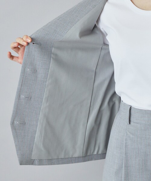 DRESSTERIOR(ドレステリア)の「2WAYトロピカル ストライプジレ(ベスト・レディース・ベージュ系2/グレー系2・38/36/34)」の13枚目の写真