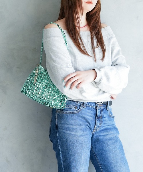GYDA(ジェイダ)の「【GYDA/ジェイダ】 ロゴチャーム付きメタリックミニバッグ(ハンドバッグ・レディース・グリーン/ピンク/シルバー・FREE)」の2枚目の写真