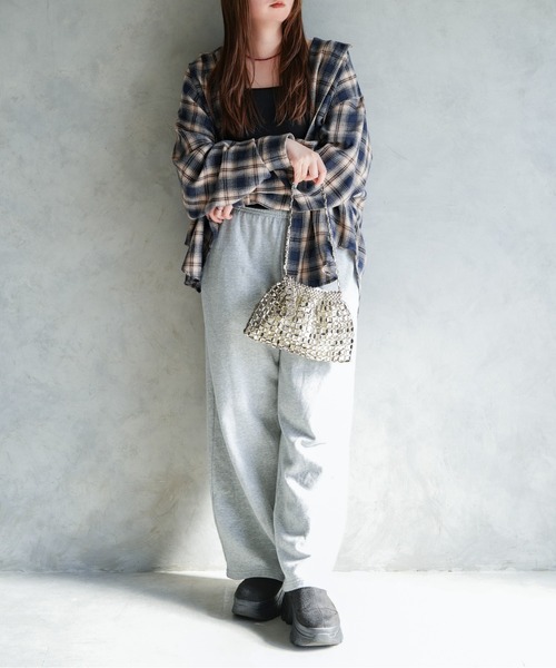 GYDA(ジェイダ)の「【GYDA/ジェイダ】 ロゴチャーム付きメタリックミニバッグ(ハンドバッグ・レディース・グリーン/ピンク/シルバー・FREE)」の12枚目の写真