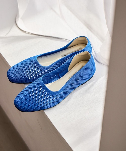 studio CLIP（スタディオクリップ）の「【ウォッシャブル/クッションインソール】洗えるニットカラーパンプス（パンプス・レディース・ブルー/ブラウン/チャコール/イエロー・LARGE/MEDIUM）」の3枚目の写真