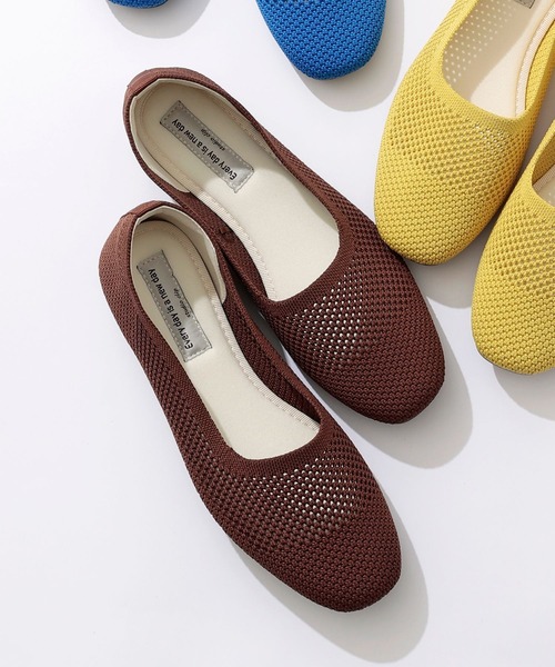 studio CLIP（スタディオクリップ）の「【ウォッシャブル/クッションインソール】洗えるニットカラーパンプス（パンプス・レディース・ブルー/ブラウン/チャコール/イエロー・LARGE/MEDIUM）」の9枚目の写真