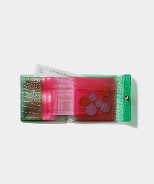 beautiful people（ビューティフルピープル）の「【renewal】nothing to hide vinyl card wallet（財布・レディース・ピンク/ホワイト/サックスブルー/ダークブラック/レッド/ピンク×イエロー/グリーン×ピンク・FREE）」の4枚目の写真