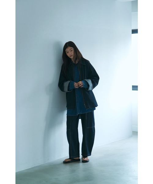 marjour（マージュール）の「10OZ ZIP DENIM JACKET（デニムジャケット・レディース・ワンウォッシュ・M）」の17枚目の写真