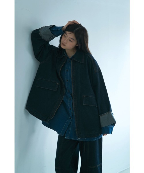 marjour（マージュール）の「10OZ ZIP DENIM JACKET（デニムジャケット・レディース・ワンウォッシュ・M）」の2枚目の写真