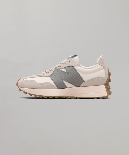 NEW BALANCE(ニューバランス)の「U327LT U327LT(スニーカー・メンズ・ホワイト・23.5cm/23cm/25cm/24cm/24.5cm)」の1枚目の写真