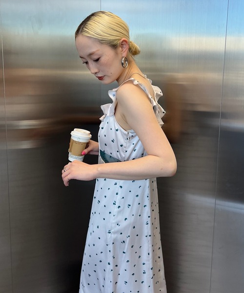 Ameri（アメリ）の「MEDI FRUIT DOT CAMISOLE DRESS（ドレス・レディース・ネイビー/アイボリー/ブラック・SMALL/MEDIUM/TALL）」の13枚目の写真
