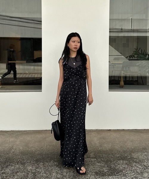 Ameri（アメリ）の「MEDI FRUIT DOT CAMISOLE DRESS（ドレス・レディース・ネイビー/アイボリー/ブラック・SMALL/MEDIUM/TALL）」の15枚目の写真