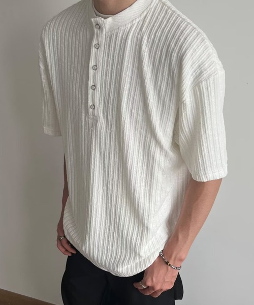 B.R.U(ブル)の「オーバーサイズヘンリー半袖トップス(Tシャツ/カットソー・メンズ・ブラック/ホワイト・MEDIUM/LARGE)」の9枚目の写真