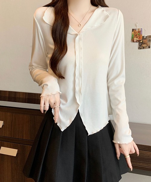 2ly2(トゥーリートゥー)の「フリルカラー メローデザイントップス(Tシャツ/カットソー・レディース・ボルドー/ホワイト/ブラック/グレー・FREE)」の6枚目の写真
