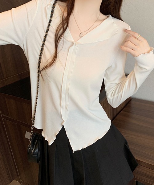 2ly2(トゥーリートゥー)の「フリルカラー メローデザイントップス(Tシャツ/カットソー・レディース・ボルドー/ホワイト/ブラック/グレー・FREE)」の7枚目の写真