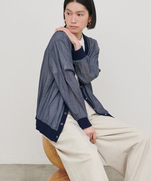 LARUTA（ラルータ）の「【LARUTA】シアーデニムVネックシャツブルゾン（ブルゾン・レディース・サックスブルー/ブラック/ブルー・FREE）」の5枚目の写真