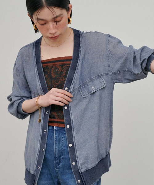 LARUTA（ラルータ）の「【LARUTA】シアーデニムVネックシャツブルゾン（ブルゾン・レディース・サックスブルー/ブラック/ブルー・FREE）」の10枚目の写真