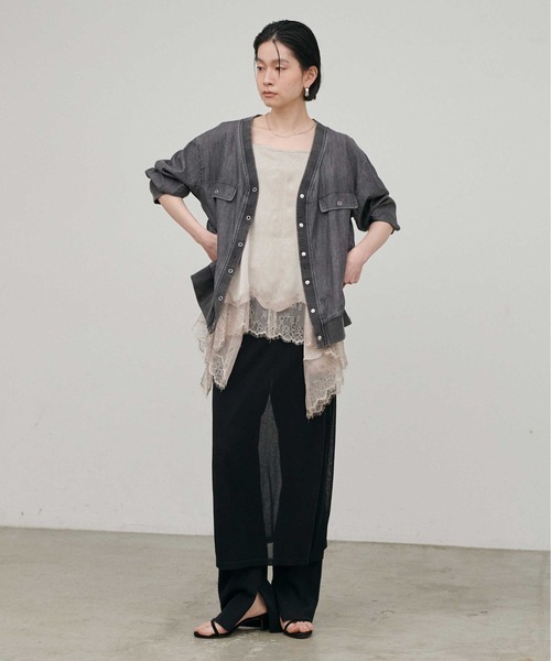 LARUTA（ラルータ）の「【LARUTA】シアーデニムVネックシャツブルゾン（ブルゾン・レディース・サックスブルー/ブラック/ブルー・FREE）」の19枚目の写真