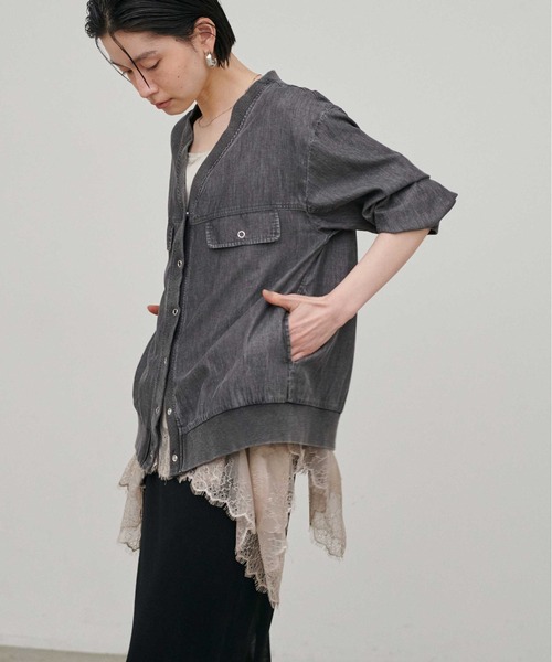 LARUTA（ラルータ）の「【LARUTA】シアーデニムVネックシャツブルゾン（ブルゾン・レディース・サックスブルー/ブラック/ブルー・FREE）」の16枚目の写真