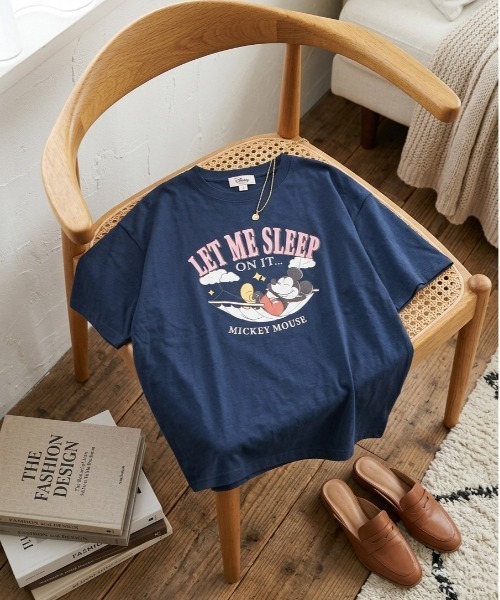 Disney（ディズニー）の「【DISNEY/ディズニー】ミッキーマウス　キャラクタープリント半袖Ｔシャツ(WIDEシルエット)（Tシャツ/カットソー・レディース・サックスブルー/ピンク/ネイビー/オートミール・LARGE/MEDIUM）」の2枚目の写真