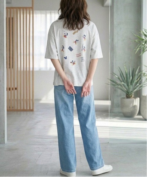 Disney（ディズニー）の「【DISNEY/ディズニー】ミッキーマウス　キャラクタープリント半袖Ｔシャツ(WIDEシルエット)（Tシャツ/カットソー・レディース・サックスブルー/ピンク/ネイビー/オートミール・LARGE/MEDIUM）」の14枚目の写真