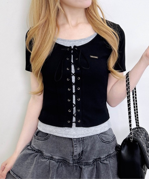 INGNI(イング)の「キャミレイヤード風リブレースアップ半袖トップス(Tシャツ/カットソー・レディース・ブラック系5/ブラック×グレー/ピンク系2/グレー×ピンク・M)」の6枚目の写真