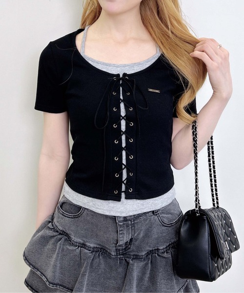 INGNI(イング)の「キャミレイヤード風リブレースアップ半袖トップス(Tシャツ/カットソー・レディース・ブラック系5/ブラック×グレー/ピンク系2/グレー×ピンク・M)」の7枚目の写真