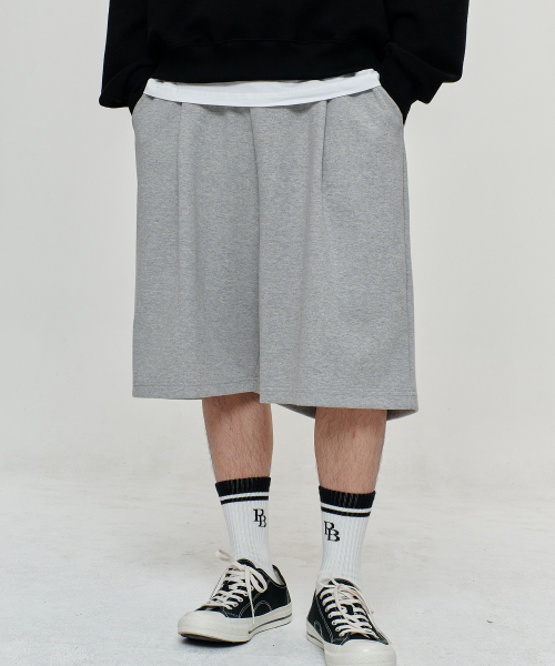 PAPERBOY(ペーパーボーイ)の「ワンタックワイドハーフパンツ5カラー(その他パンツ・レディース・チャコールグレー/ブラック/ネイビー/ライトグレー/グリーン・MEDIUM/LARGE/X-LARGE/SMALL)」の21枚目の写真