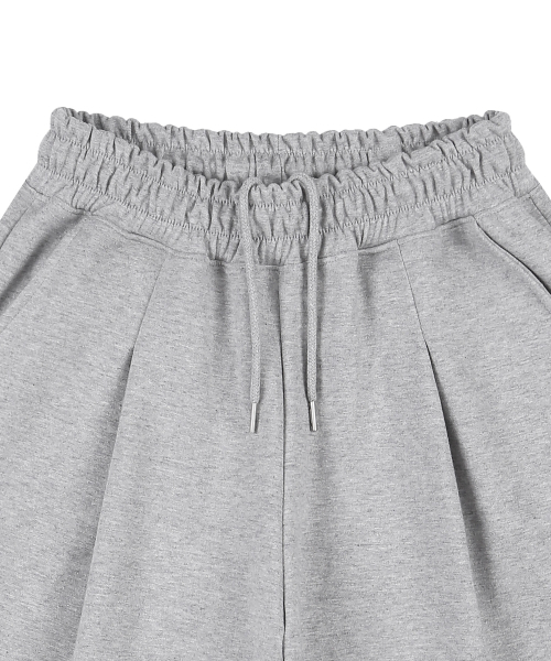 PAPERBOY(ペーパーボーイ)の「ワンタックワイドハーフパンツ5カラー(その他パンツ・レディース・チャコールグレー/ブラック/ネイビー/ライトグレー/グリーン・MEDIUM/LARGE/X-LARGE/SMALL)」の8枚目の写真
