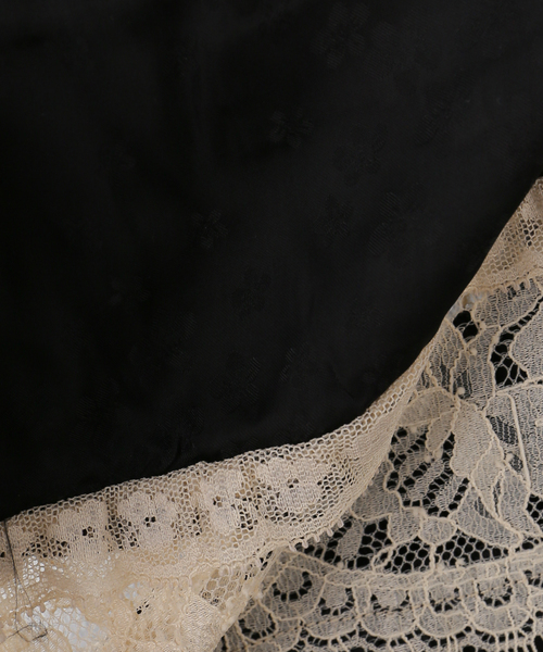 U by SPICK&SPAN（ユーバイスピックアンドスパン）の「Sea New York/シー ニューヨーク ETHEL SOLID MINI DRESS（ワンピース・レディース・ブラック・4）」の5枚目の写真