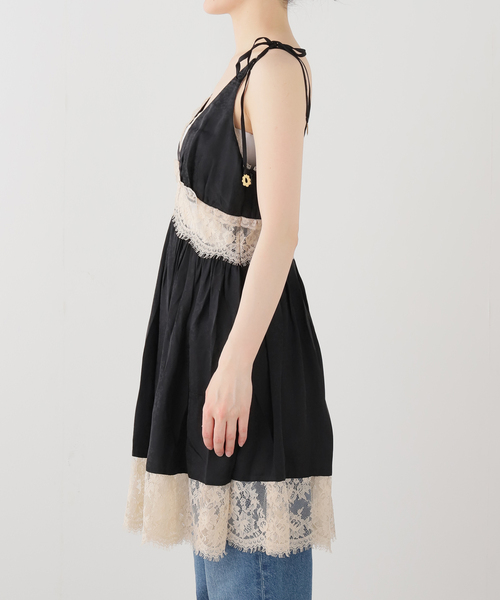 U by SPICK&SPAN（ユーバイスピックアンドスパン）の「Sea New York/シー ニューヨーク ETHEL SOLID MINI DRESS（ワンピース・レディース・ブラック・4）」の3枚目の写真