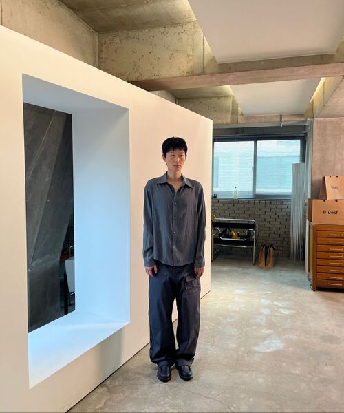 BLUESUNFLOWER（ブルーサンフラワー）の「オーバーポケットセミワイドカーゴパンツ[チャコール]（その他パンツ・レディース・その他・MEDIUM/LARGE）」の5枚目の写真