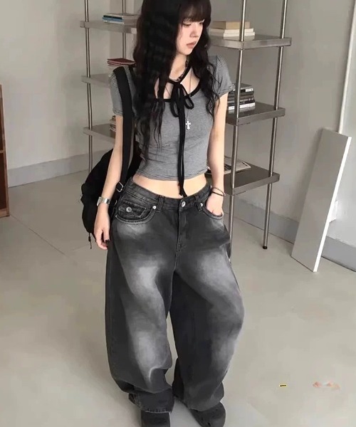 SHEENA（シーナ）の「フロントリボンボーダーコンパクトTシャツ（Tシャツ/カットソー・レディース・ブラック×ホワイト・M）」の2枚目の写真