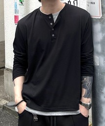 Chikashitsu +（チカシツプラス）の「【Chikashitsu +】cropped double layered henley neck long sleeve / 【チカシツプラス】クロップドダブルレイヤードヘンリーネックロンT＜着用動画あり＞（Tシャツ/カットソー）」