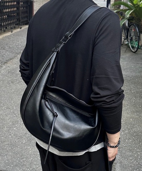 Chikashitsu +(チカシツプラス)の「【Chikashitsu +】cropped double layered henley neck long sleeve / 【チカシツプラス】クロップドダブルレイヤードヘンリーネックロンT<着用動画あり>(Tシャツ/カットソー・メンズ・ブラック/ネイビー/チャコール・ONE SIZE)」の12枚目の写真