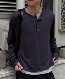 Chikashitsu +（チカシツプラス）の「【Chikashitsu +】cropped double layered henley neck long sleeve / 【チカシツプラス】クロップドダブルレイヤードヘンリーネックロンT＜着用動画あり＞（Tシャツ/カットソー）」