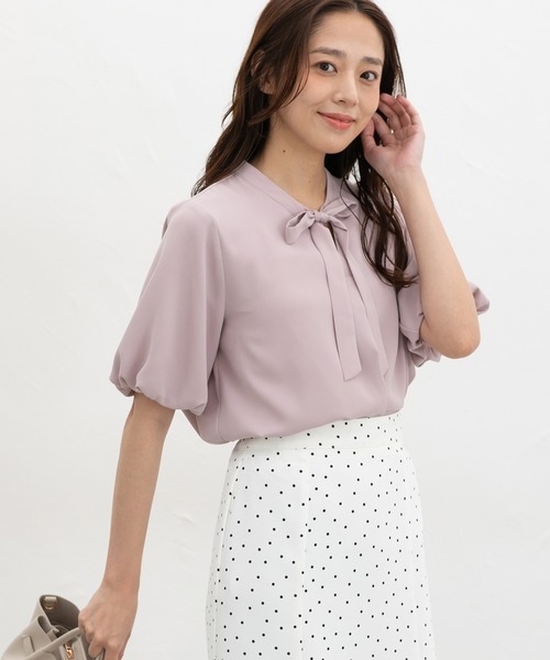 Honeys（ハニーズ）の「【ハニさら・接触冷感】バルーン袖ブラウス（シャツ/ブラウス・レディース・アイボリー/ホワイト系1/ホワイト系2/ネイビー系1/ピンク・L/LL/M/S）」の14枚目の写真