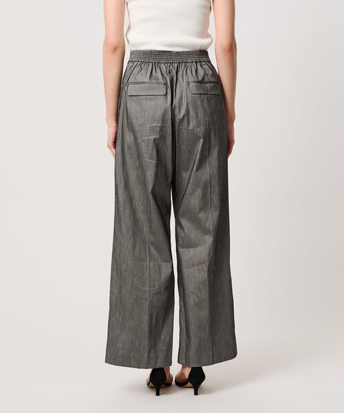UNITED ARROWS（ユナイテッドアローズ）の「NALYA リラックス ワイドパンツ ‐ウォッシャブル‐（スラックス・レディース・ブラック/ダークグレー/ダークブラウン・36/38）」の14枚目の写真