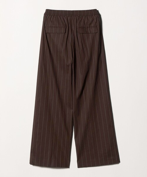 UNITED ARROWS（ユナイテッドアローズ）の「NALYA リラックス ワイドパンツ ‐ウォッシャブル‐（スラックス・レディース・ブラック/ダークグレー/ダークブラウン・36/38）」の16枚目の写真
