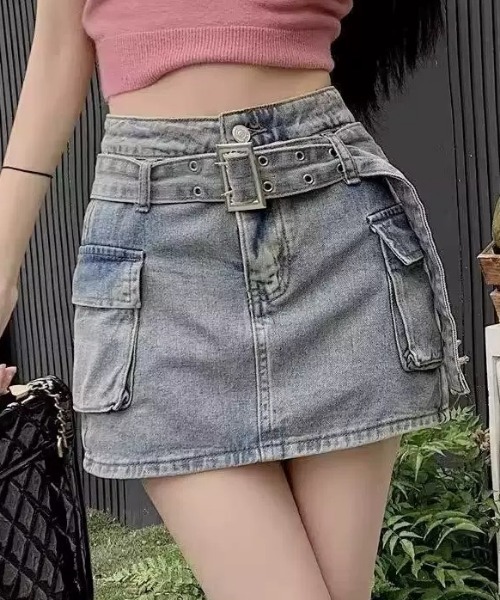 NANEA（ナネア）の「ベルト付き カーゴ デニム ミニスカート　インパン付き（デニムスカート・レディース・ブルー・LARGE/MEDIUM）」の5枚目の写真