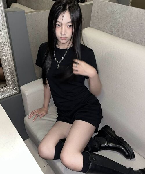 NINEZ(ナインゼット)の「レザーパッチショーツ (2カラー)(その他パンツ・レディース・チャコール/ブラック・SMALL/MEDIUM)」の6枚目の写真