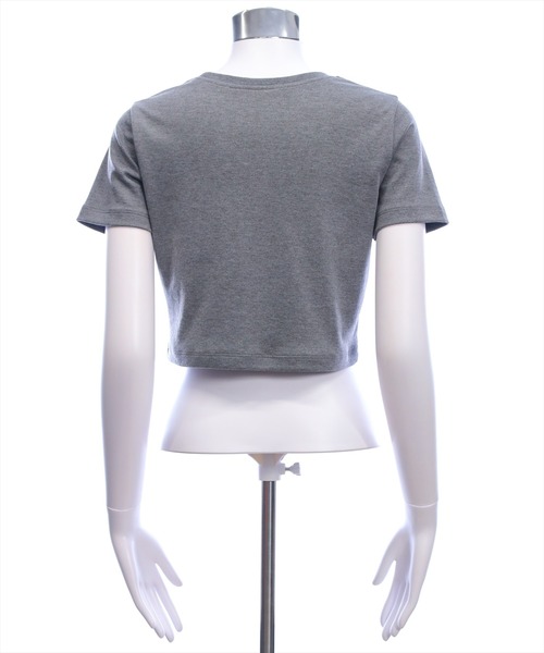 clear（クリア）の「ラインストーンロゴチビT［骨格ウェーブ/クロップドサイズ/華奢見え］（Tシャツ/カットソー・レディース・ブラック/カーキ/オフホワイト/グレー/イエロー/レッド/ピンク・F）」の18枚目の写真