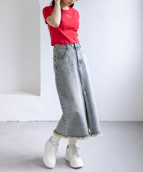 clear（クリア）の「ラインストーンロゴチビT［骨格ウェーブ/クロップドサイズ/華奢見え］（Tシャツ/カットソー・レディース・ブラック/カーキ/オフホワイト/グレー/イエロー/レッド/ピンク・F）」の8枚目の写真