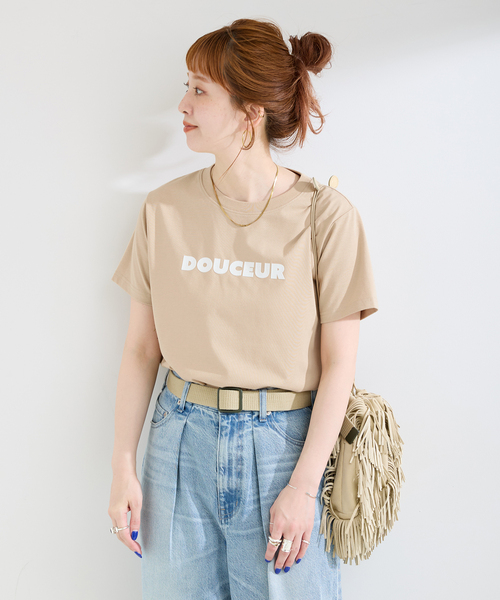 B.C STOCK(ベーセーストック)の「《追加》手洗い可 / フロッキープリントロゴTEE(Tシャツ/カットソー・レディース・ベージュ/ホワイト/ブラック系その他・FREE)」の19枚目の写真