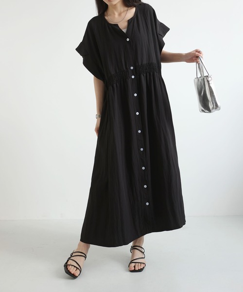 MAISON DE THERESE(メゾン ド テレーズ)の「シャーリング フロントボタン ビッグサイズロングワンピース(ワンピース・レディース・グリーン/Black・FREE)」の9枚目の写真