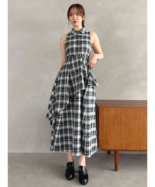 dazzlin(ダズリン)の「アメスリイレヘムシャツワンピース(ワンピース・レディース・ブラウン/インディゴブルー/ブラック・MEDIUM/SMALL)」の6枚目の写真