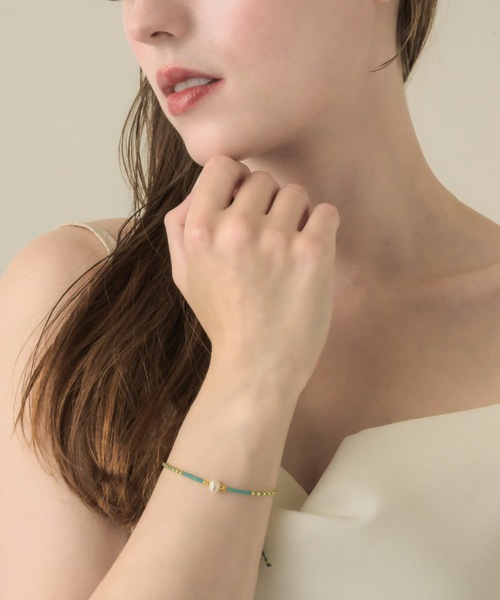 muku(ムク)の「CORD BRACELET/TANSUI PEARL(ブレスレット・メンズ・ブラック/ライトブルー/グリーン・FREE)」の20枚目の写真