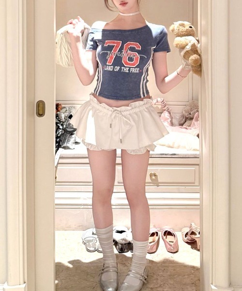 REMUR(レミュール)の「ピグメント加工サイドラインプリントTシャツ(Tシャツ/カットソー・レディース・イエロー/ブラック/ネイビー/ホワイト・FREE)」の8枚目の写真