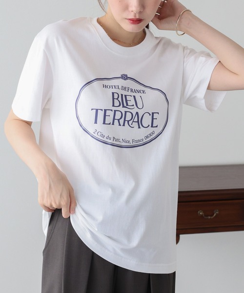 BLUEEAST(ブルーイースト)の「グラフィックプリントTシャツ(Tシャツ/カットソー・レディース・ネイビー/ホワイト・MEDIUM)」の3枚目の写真