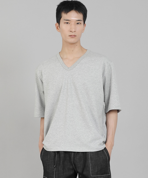 SAINTCREW(セントクルー)の「無地Vネック5部半袖Tシャツ VHR-895 グレー(Tシャツ/カットソー・メンズ・その他・LARGE/MEDIUM/XXXX-LARGE/XXX-LARGE/XX-LARGE/X-LARGE)」の2枚目の写真