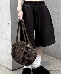 YACA（ヤーカ）の「Leopard Pattern Shoulder Bag/レオパードパターンショルダーバッグ（ショルダーバッグ）」