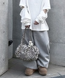 YACA（ヤーカ）の「Leopard Pattern Shoulder Bag/レオパードパターンショルダーバッグ（ショルダーバッグ）」