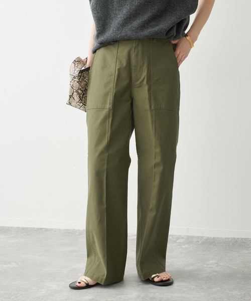 Spick & Span(スピックアンドスパン)の「《WEB限定カラー有り》バックサテンストレッチベイカーパンツ(カーゴパンツ・レディース・カーキ/ブラウン/ベージュ・38/36/34/40)」の5枚目の写真